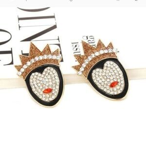 EVIL QUEEN SNOW WHITE Halloween Disney rhinestone earrings